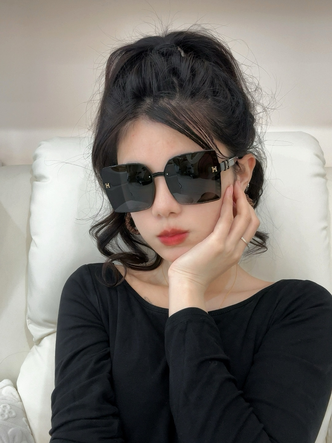 新款 爱马仕女士偏光太阳镜🕶️ 宝丽来高清镜片🎉高品质TR-90镜框 时尚百搭！型号：H1992