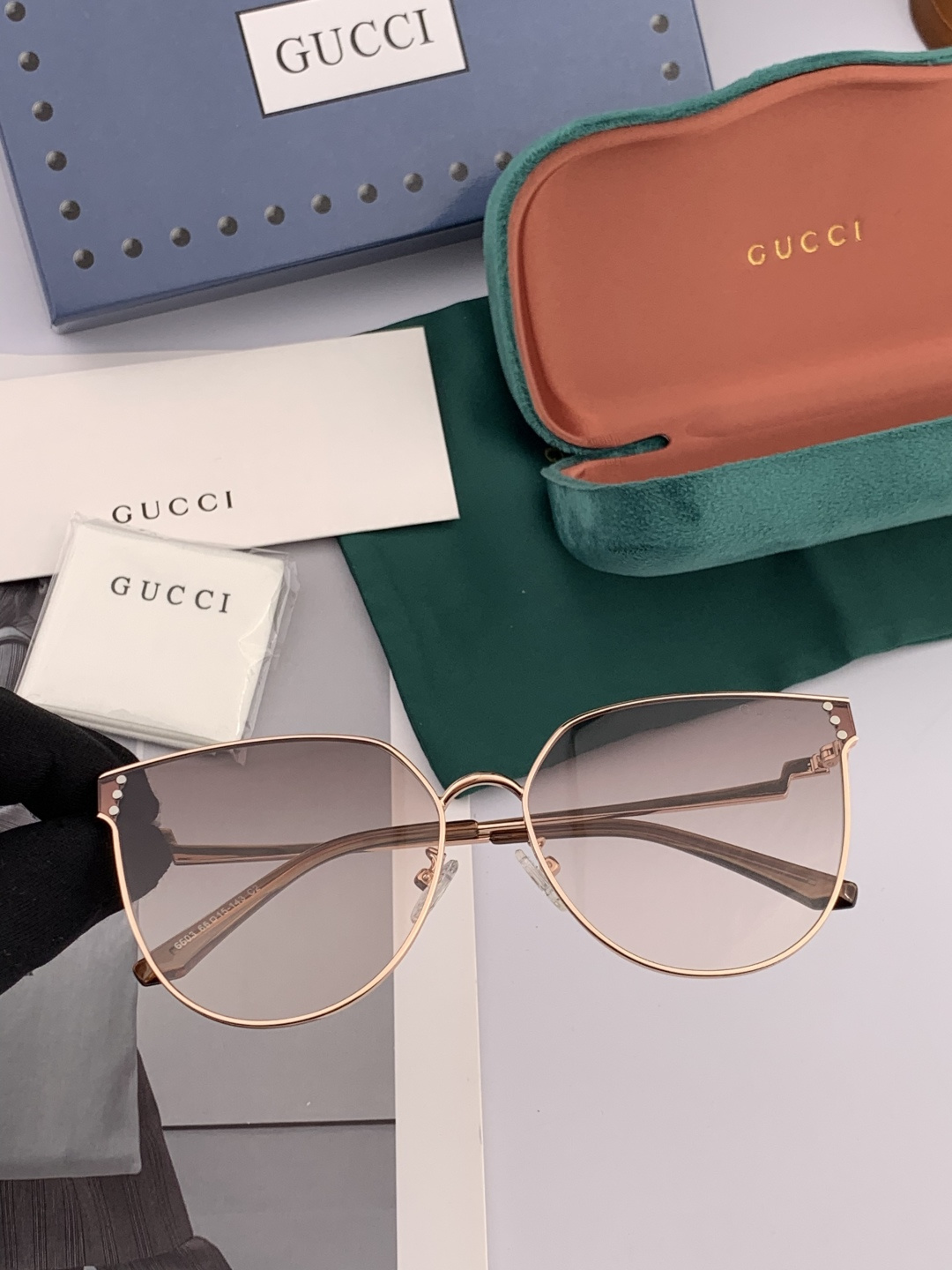 🔺 【GUCCI】开春新款 潮流爆款 时尚太阳镜 高品质 佩戴舒适 网红潮款墨镜 型号：G3660