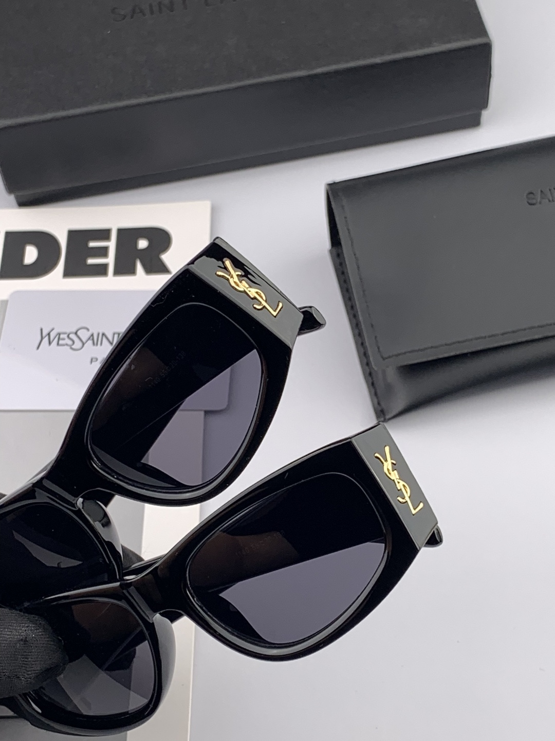 新品SAINTOWEN圣罗兰 官网最新款 独具奢华外观和精致线条 风格华贵典雅 轻盈舒适 众多明星网红追