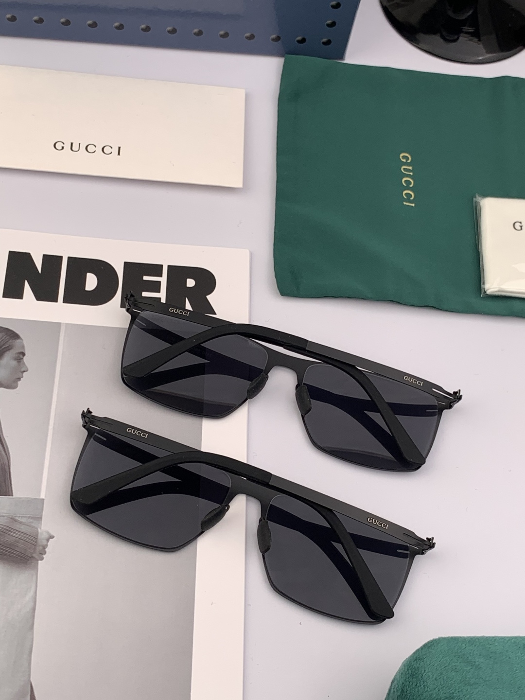 GUCC*新款男女情侣款太阳iP电镀永不褪色 卖点：超轻超有弹性整幅眼镜无螺丝重要的是压不坏、镜片：高清