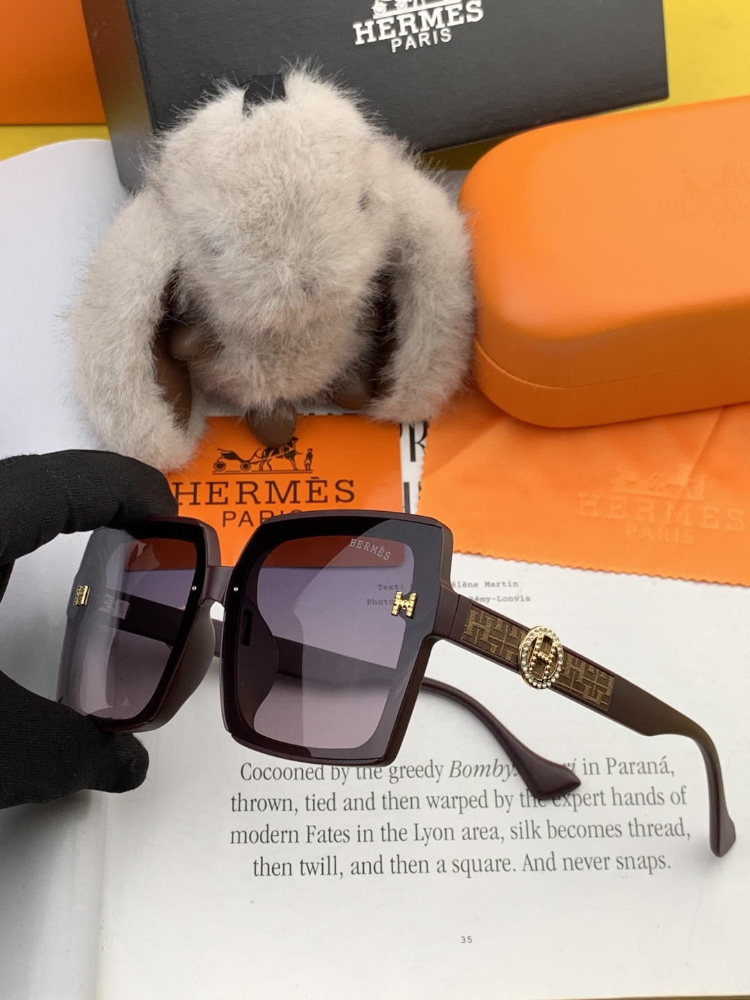 【TR偏光系列】爱马仕 经典的方框设计，不挑脸型，无论搭配大衣还是连衣裙都非常显气质尼龙偏光镜片预防紫外