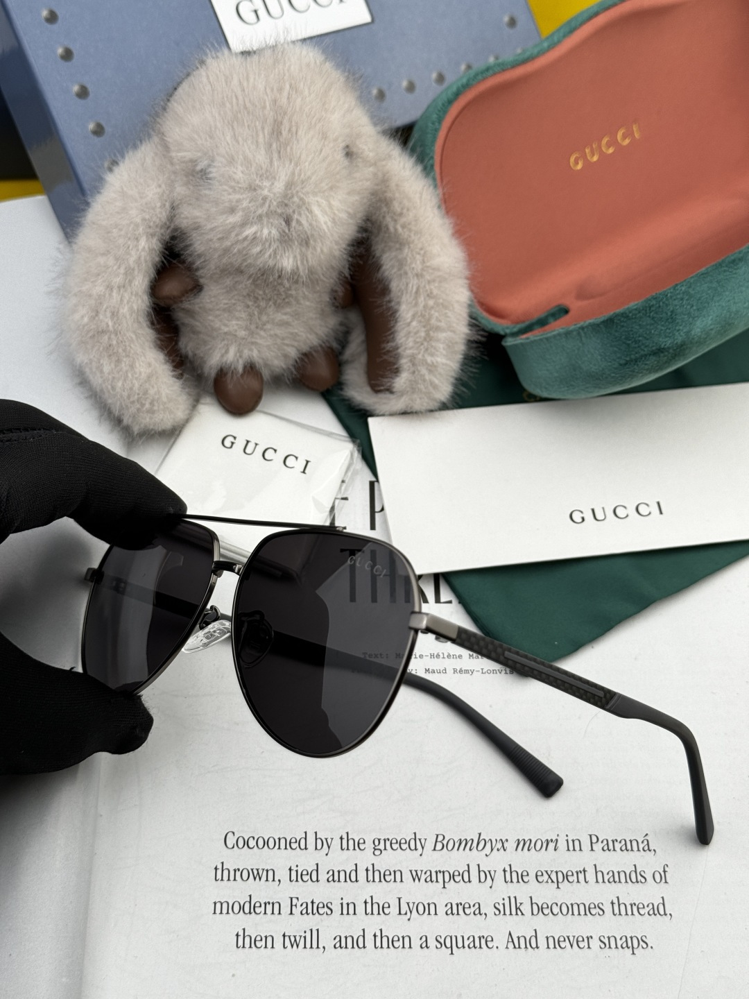 Gucci 。 高品质男女款墨镜 👍 进口宝丽来偏光镜片 。蛤蟆镜 开车钓鱼都可 。百搭显瘦墨镜韩版男士