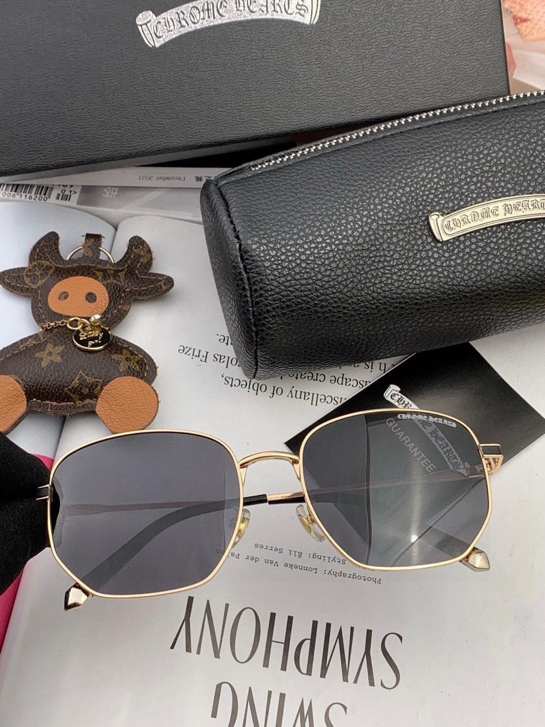 CHROME HEART 克罗心新款太阳眼镜 太阳镜墨镜 风镜设计理念！ KLX3861