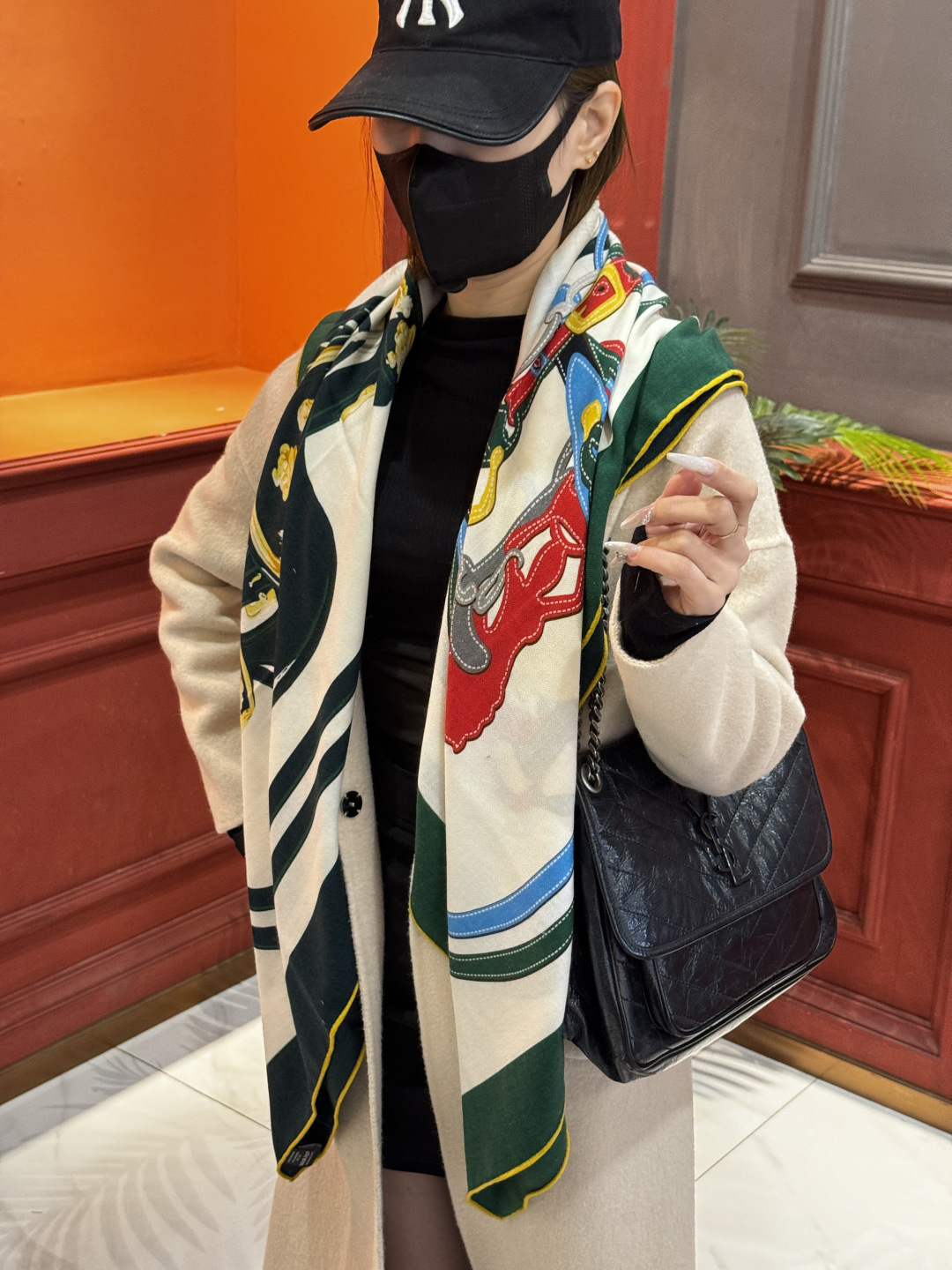 羊绒新款🆕🏇🏇买了都说好看‼️推荐💕【华丽的缰辔双面同色140】羊绒方巾，顶级工艺超值‼️爱马仕专柜爆款