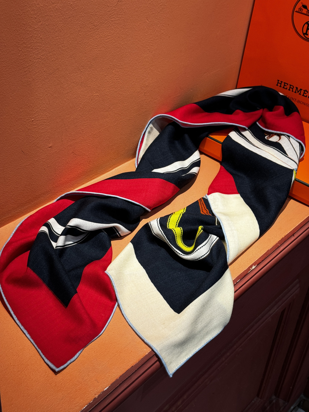 羊绒新款🆕🏇🏇买了都说好看‼️推荐💕【华丽的缰辔双面同色140】羊绒方巾，顶级工艺超值‼️爱马仕专柜爆款