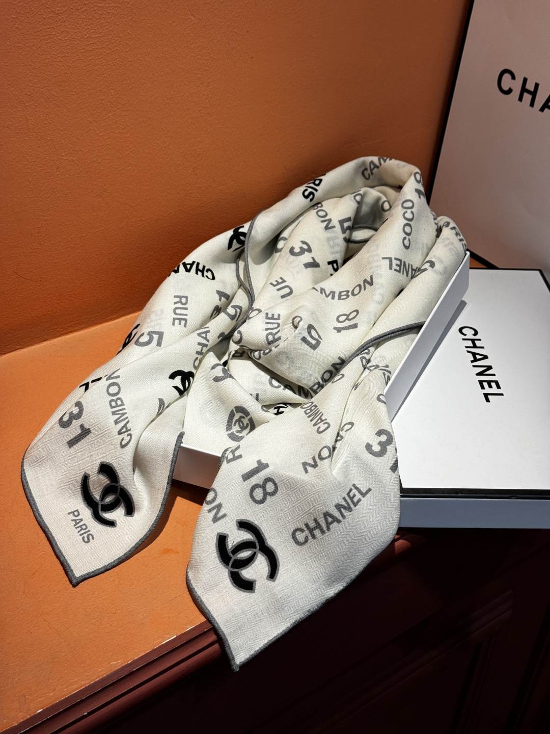 Chanel-sjaal [Verbeterde dubbelzijdige gecodeerde stof in dezelfde kleur] Nieuw — photo 7
