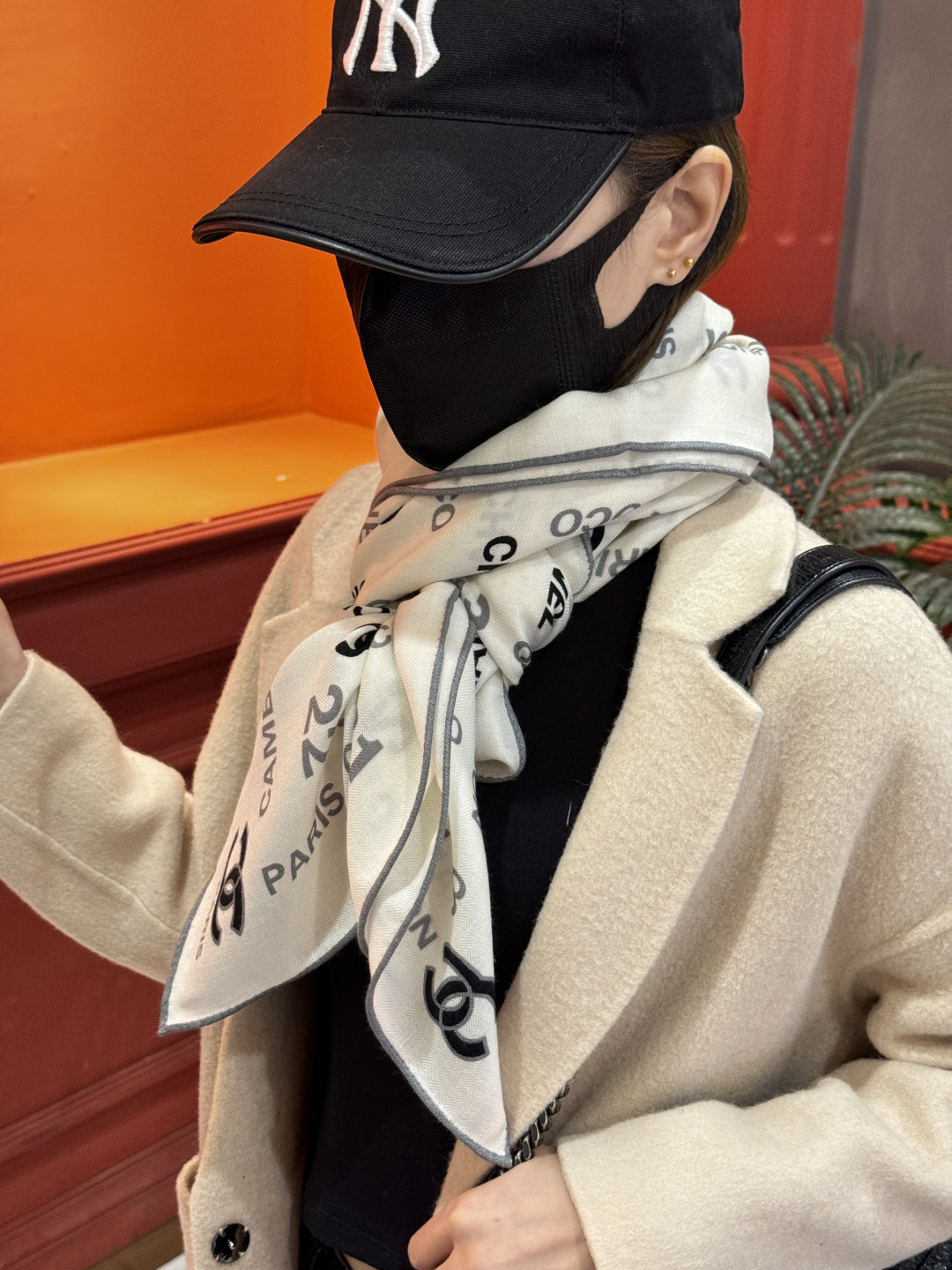 Chanel-sjaal [Verbeterde dubbelzijdige gecodeerde stof in dezelfde kleur] Nieuw — photo 3