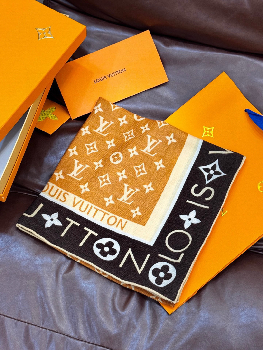 MONOGRAM INFINITY 140丝绒方巾【140顶级丝绒双面同色】Monogram Infin