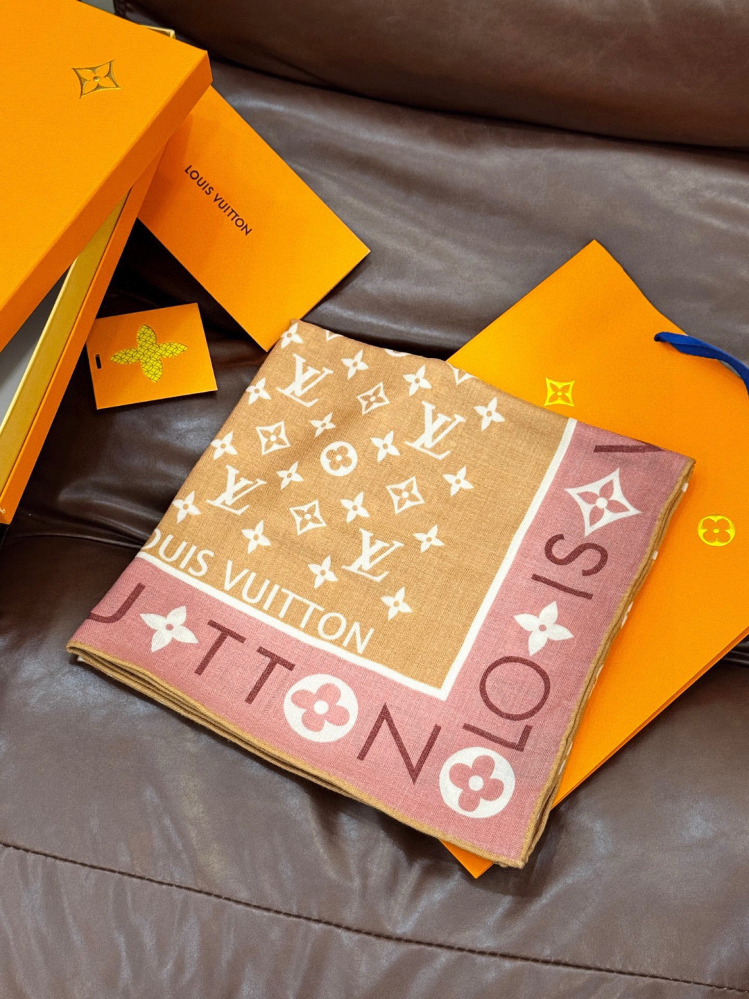 MONOGRAM INFINITY 140丝绒方巾【140顶级丝绒双面同色】Monogram Infin