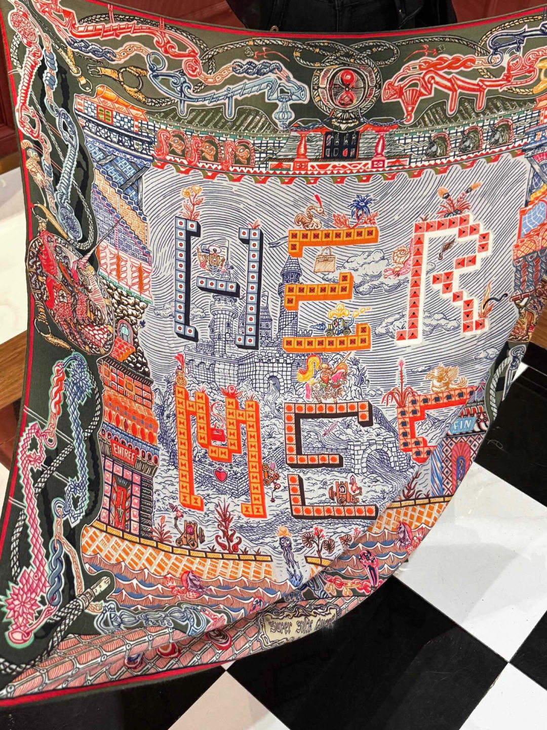 新款 秋冬搭配利器❗️顶级双面同色真丝羊绒披肩！！点睛精彩，图案和配色都超级喜欢，又一款双面配色工艺设计