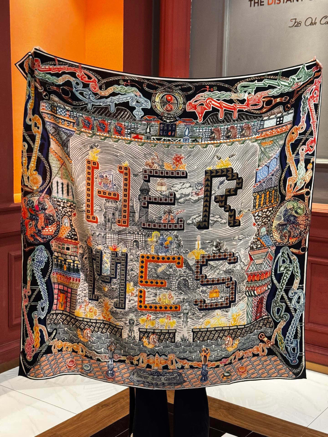 新款 秋冬搭配利器❗️顶级双面同色真丝羊绒披肩！！点睛精彩，图案和配色都超级喜欢，又一款双面配色工艺设计