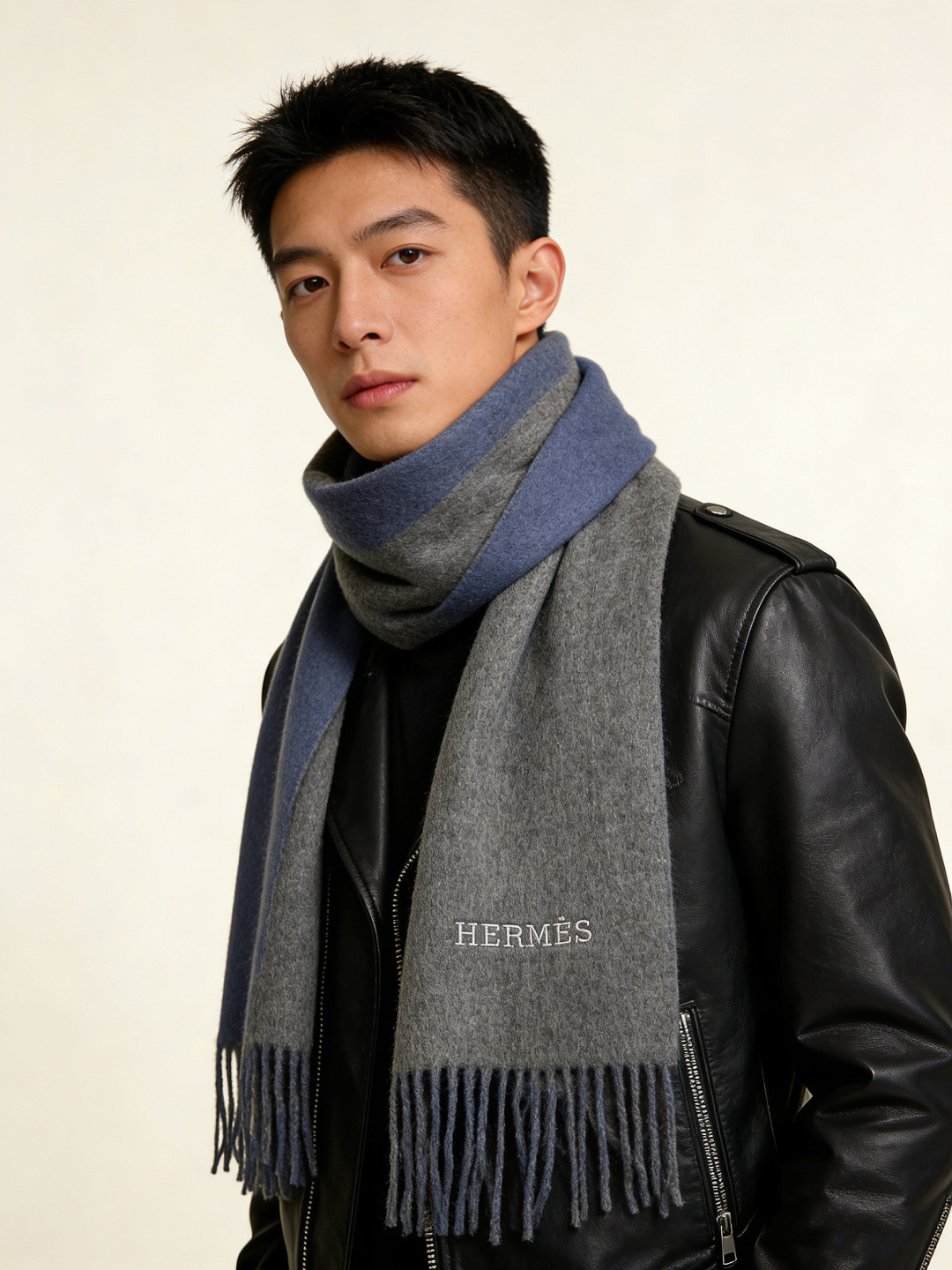 ✨✨太美了😍 爱马仕 情侣款 美到要尖叫😱专柜最新款🎊英伦欧美范儿 又是一款即时尚又实用的大围巾&长巾，