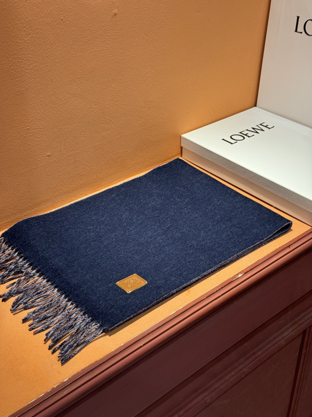 ✨✨太美了😍罗意威 情侣款 美到要尖叫😱专柜最新款🎊英伦欧美范儿 又是一款即时尚又实用的大围巾&长巾，🎆