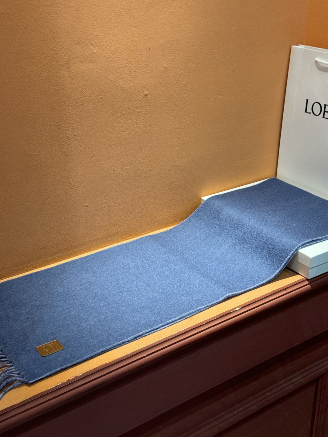 ✨✨太美了😍罗意威 情侣款 美到要尖叫😱专柜最新款🎊英伦欧美范儿 又是一款即时尚又实用的大围巾&长巾，🎆