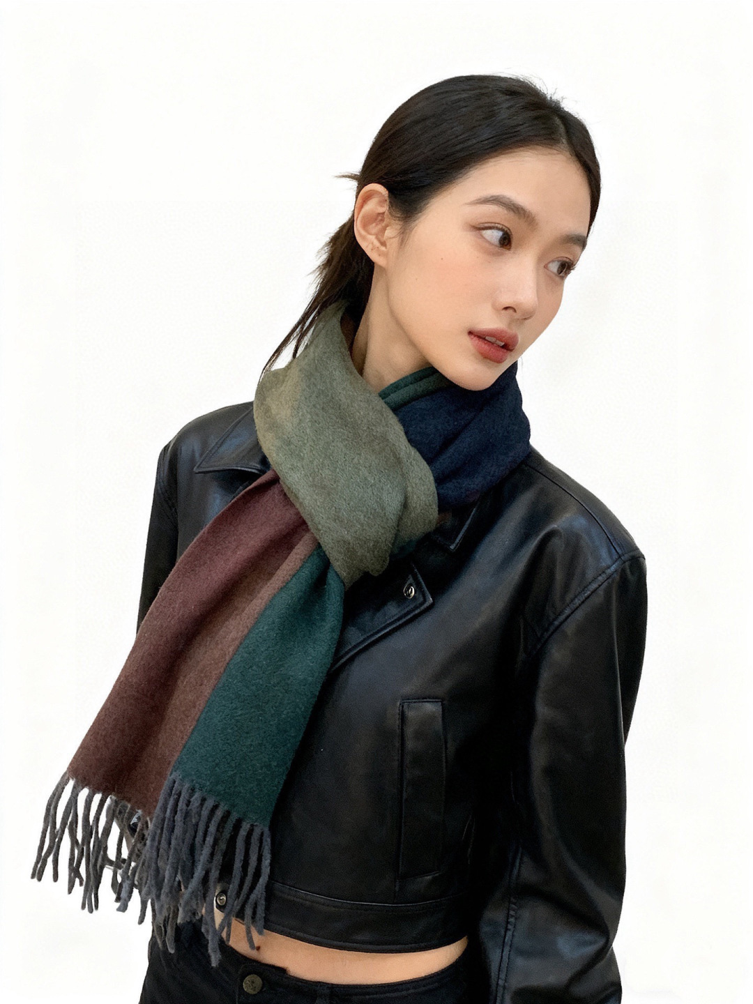 ✨✨太美了😍 【皮安娜】情侣款 美到要尖叫😱专柜最新款🎊英伦欧美范儿「多色渐变」又是一款即时尚又实用的大