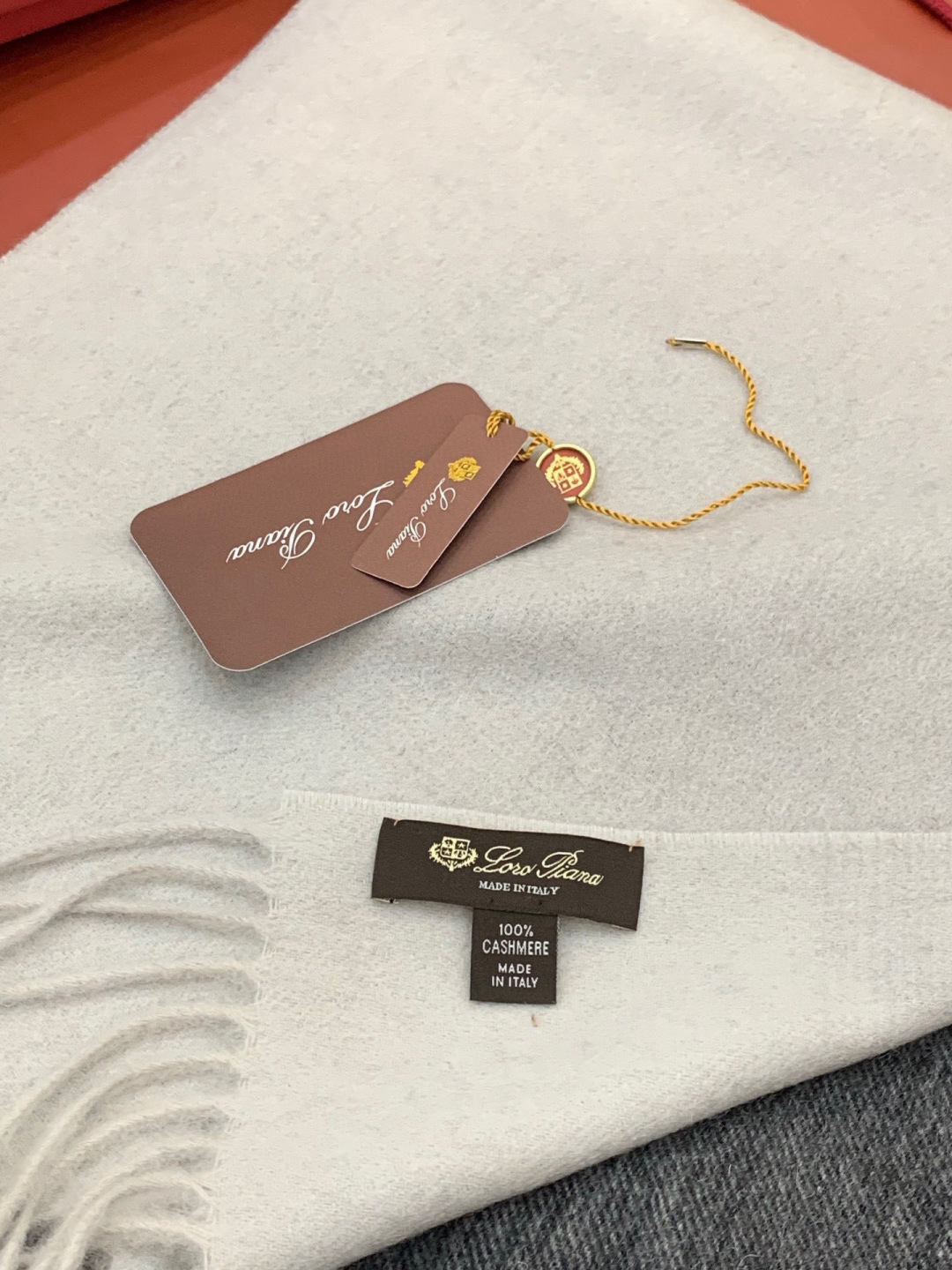 ✨✨太美了😍 【皮安娜】情侣款 美到要尖叫😱专柜最新款🎊英伦欧美范儿「多色渐变」又是一款即时尚又实用的大