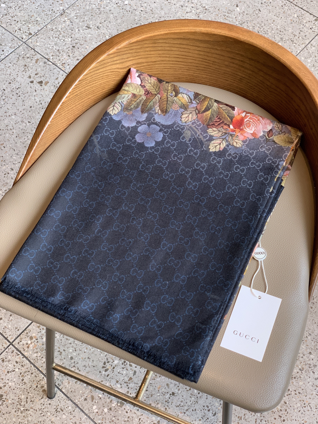 💟秀外慧中，美到过分❗️上身效果疯狂的喜欢❗️Gucci New~300支高端戒指绒！真心美爆了的设计，