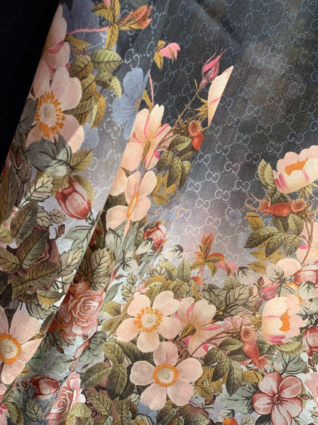 💟秀外慧中，美到过分❗️上身效果疯狂的喜欢❗️Gucci New~300支高端戒指绒！真心美爆了的设计，