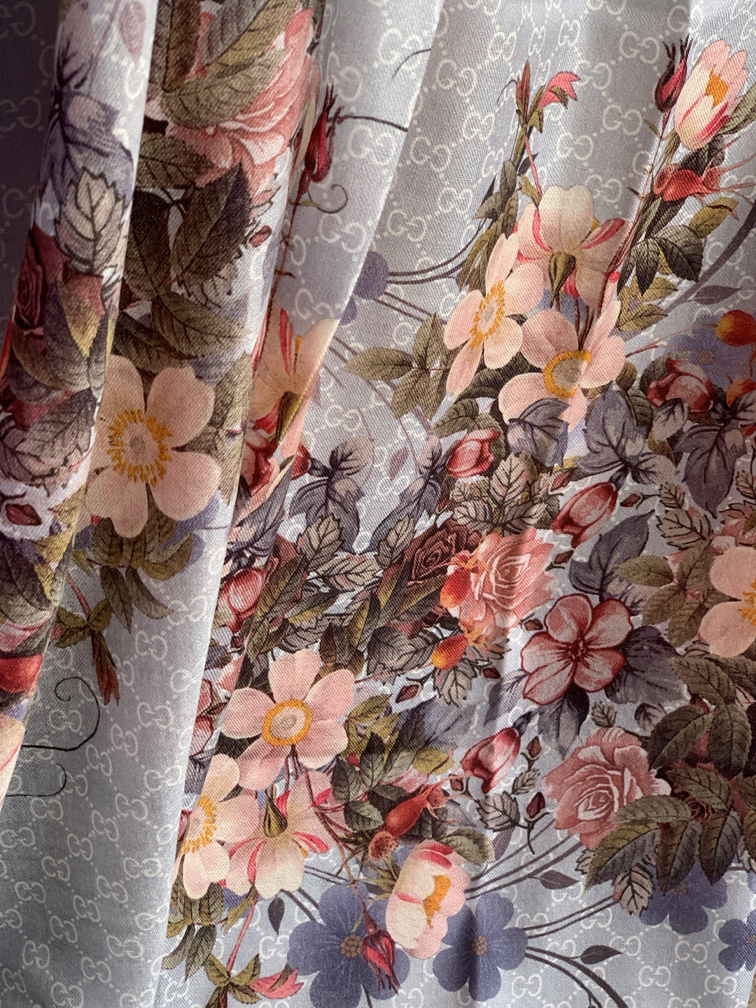 💟秀外慧中，美到过分❗️上身效果疯狂的喜欢❗️Gucci New~300支高端戒指绒！真心美爆了的设计，