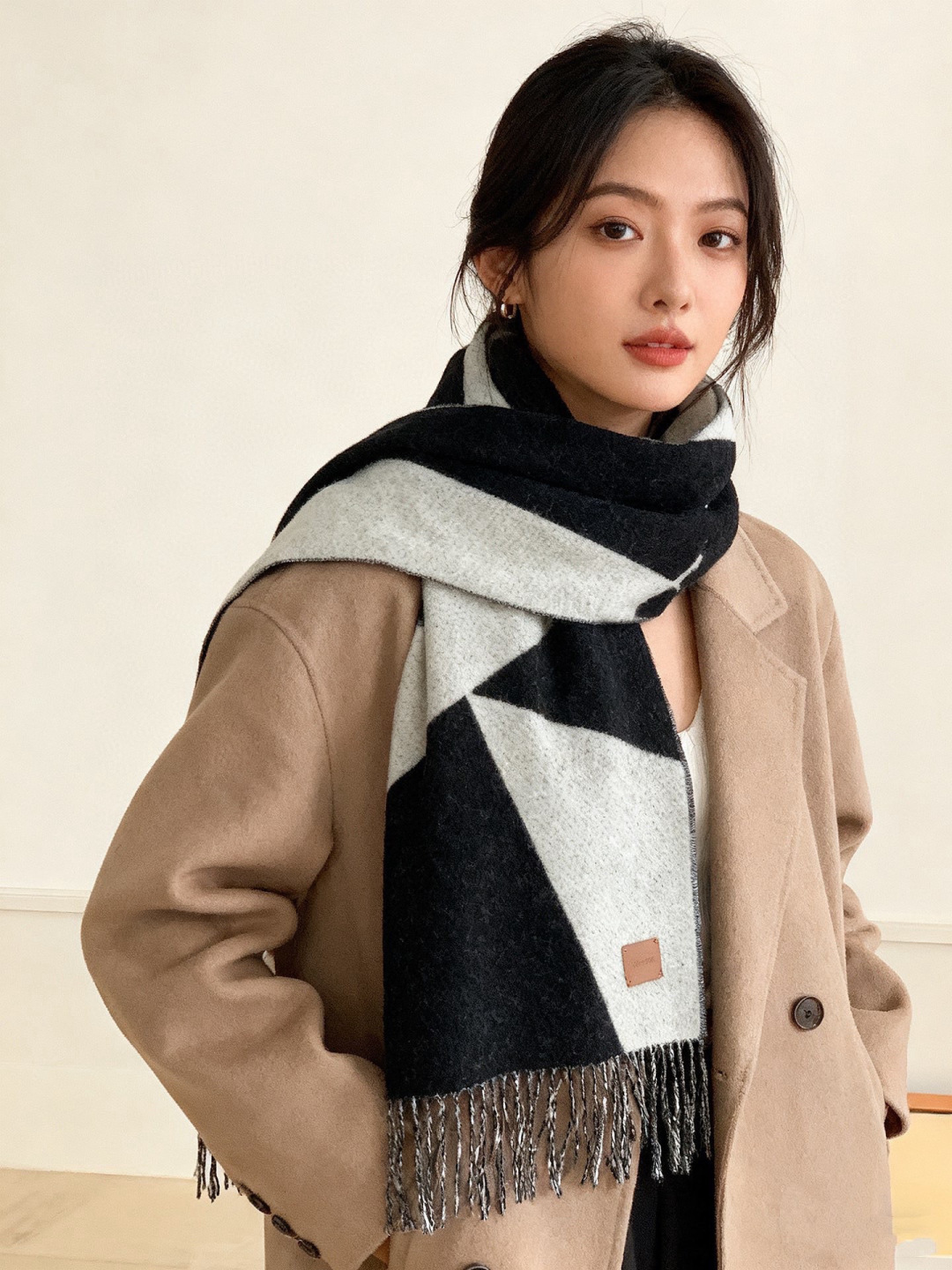 ✨✨太美了😍 爱马仕 情侣款 美到要尖叫😱专柜最新款🎊英伦欧美范儿「多色渐变」又是一款即时尚又实用的大围