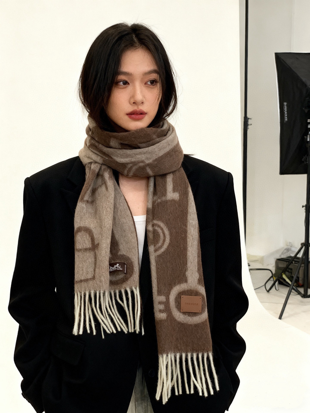 🆕上新爱马仕钥匙男女款这款围巾且买且珍惜😍~都是出口订单所以比较难遇❤️东西讲究少而精😍好看的一定要收😎