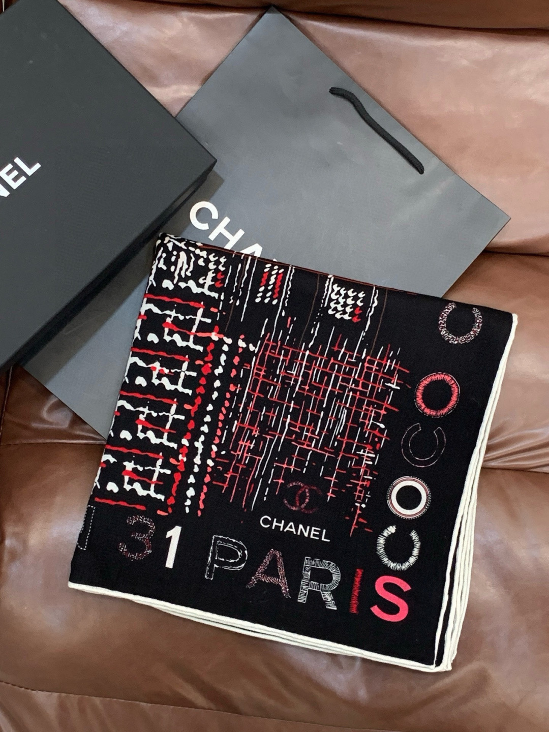 😘新款 💖🌟【康鹏街31号】羊绒方巾‼️抢‼️VIP推荐 ‼️👍下手一定要快【高端 大爱❤️女人尤物 货