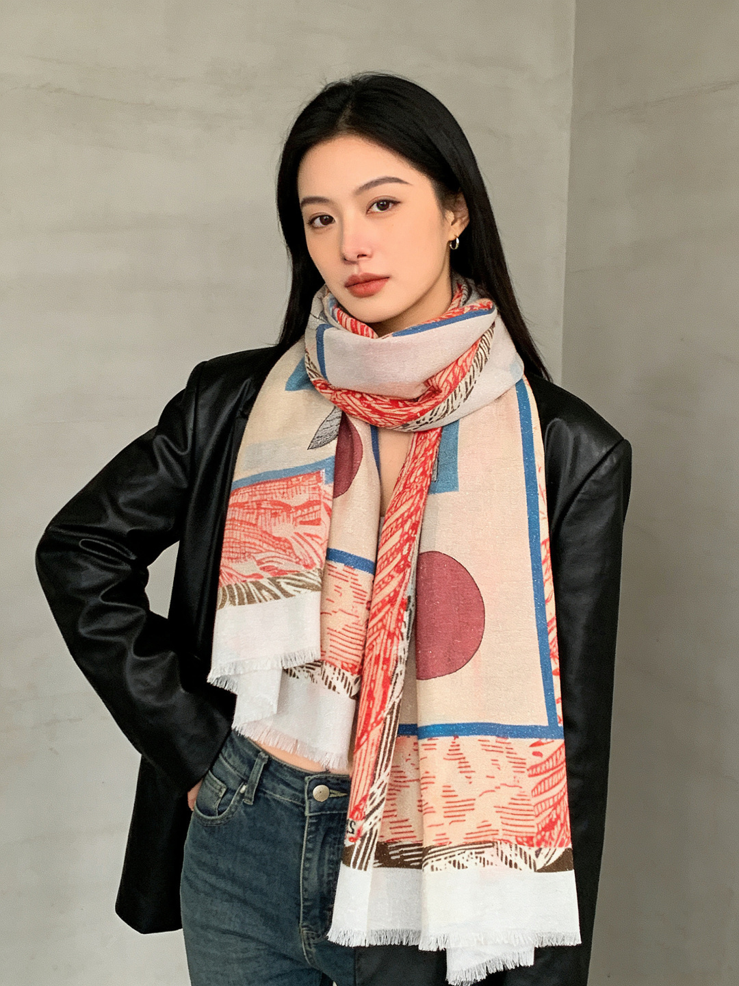 会发光发亮的围巾 爱马仕 专柜同步 买了都说好看羊绒印花‼️推荐💕顶级工艺超值‼️爱马仕专柜爆款🎁🎁羊绒