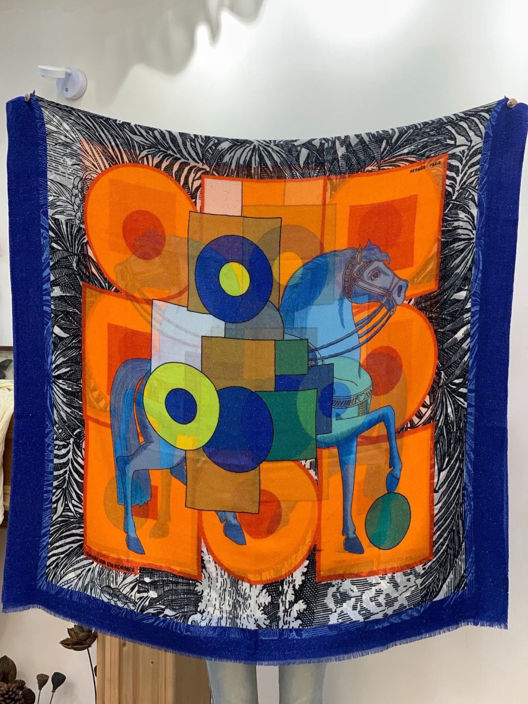 会发光发亮的围巾 爱马仕 专柜同步 买了都说好看羊绒印花‼️推荐💕顶级工艺超值‼️爱马仕专柜爆款🎁🎁羊绒