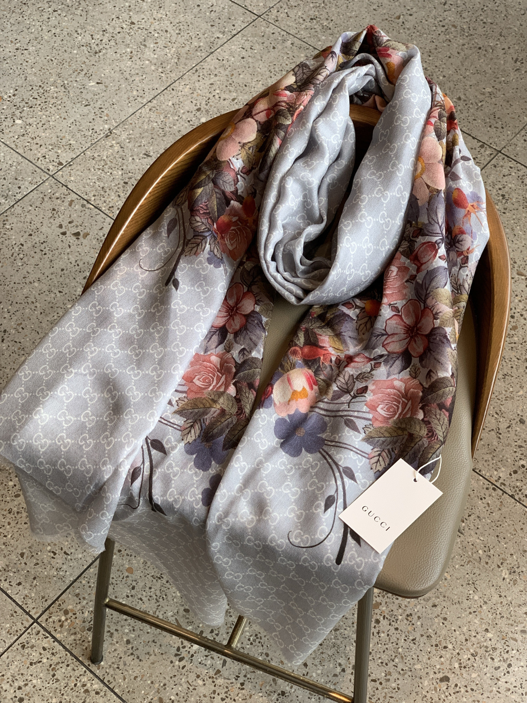 💟秀外慧中，美到过分❗️上身效果疯狂的喜欢❗️Gucci New~300支高端戒指绒！真心美爆了的设计，