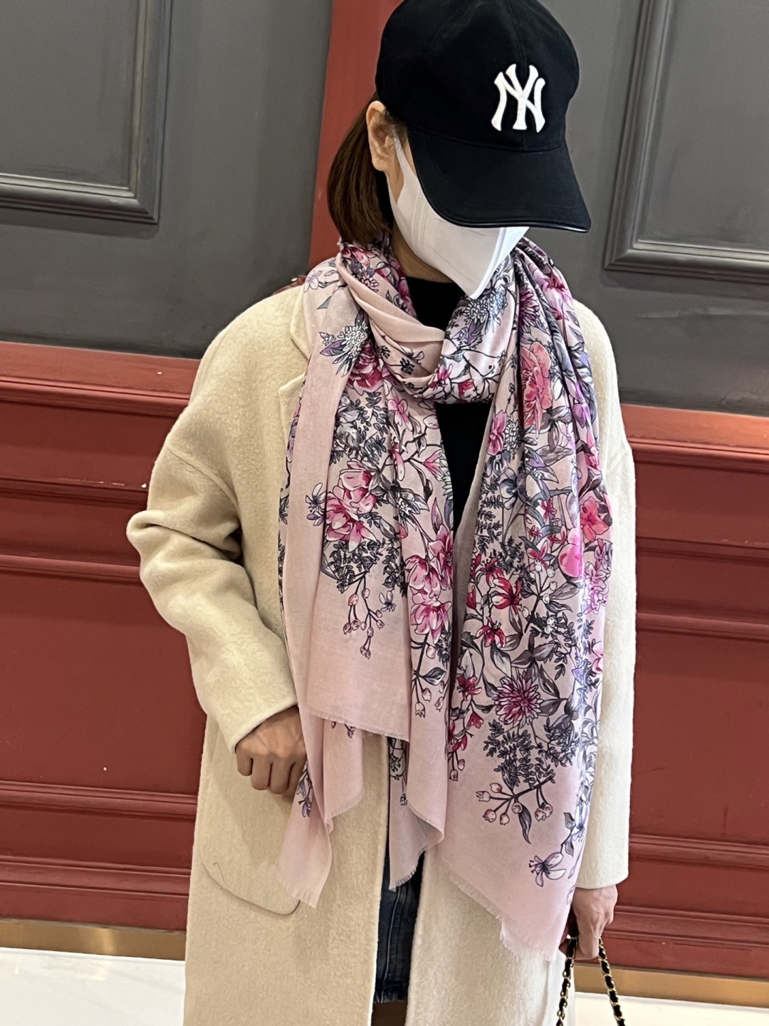 会发光发亮的围巾💃🏻💃🏻D家【D花香明媚】‼️抢‼️VIP推荐 ‼️👍下手一定要快【高端 大爱 ‼️纯羊