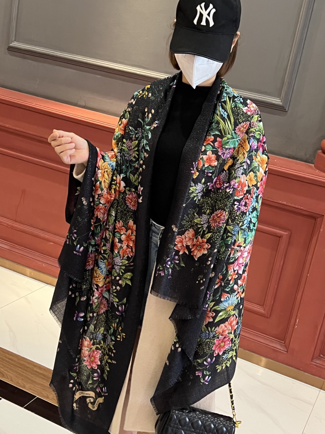 会发光发亮的围巾💃🏻💃🏻D家【D花香明媚】‼️抢‼️VIP推荐 ‼️👍下手一定要快【高端 大爱 ‼️纯羊