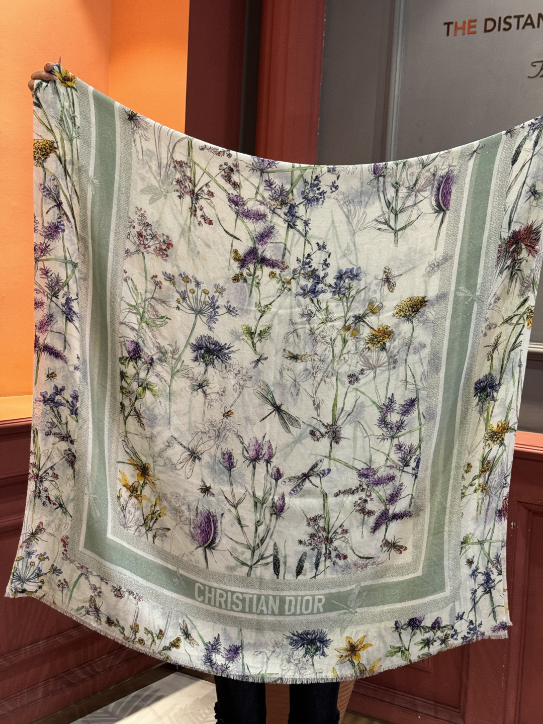 （会发光发亮的围巾）💃🏻💃🏻D家【D太阳女神银丝长巾】‼️抢‼️VIP推荐 ‼️👍下手一定要快【高端 大