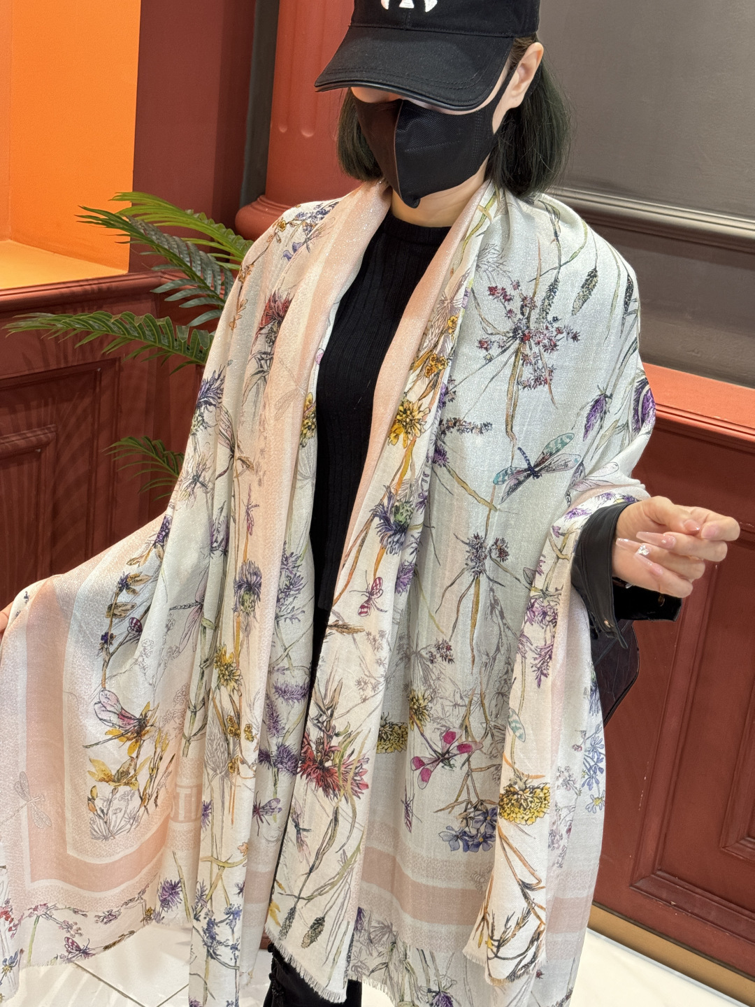 （会发光发亮的围巾）💃🏻💃🏻D家【D太阳女神银丝长巾】‼️抢‼️VIP推荐 ‼️👍下手一定要快【高端 大