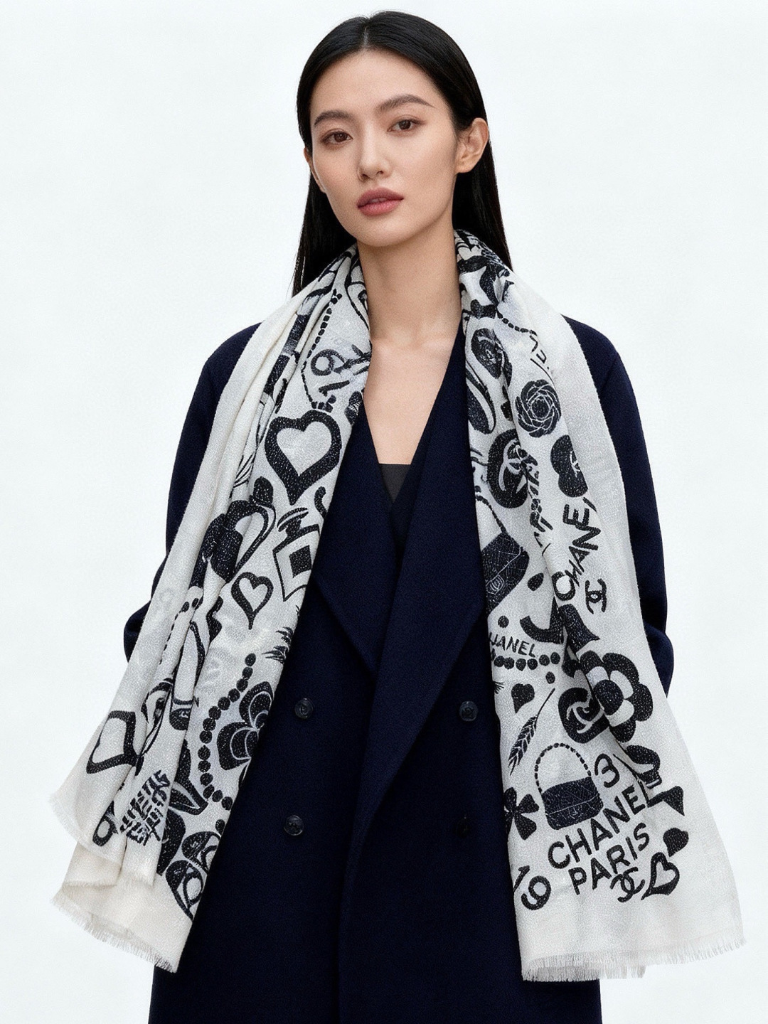 上新🌟 会发光发亮的围巾 💄💋新款客供银线💖羊绒面料长巾 😘美翻了[流泪]【小香银线图标】，御用殿堂级极