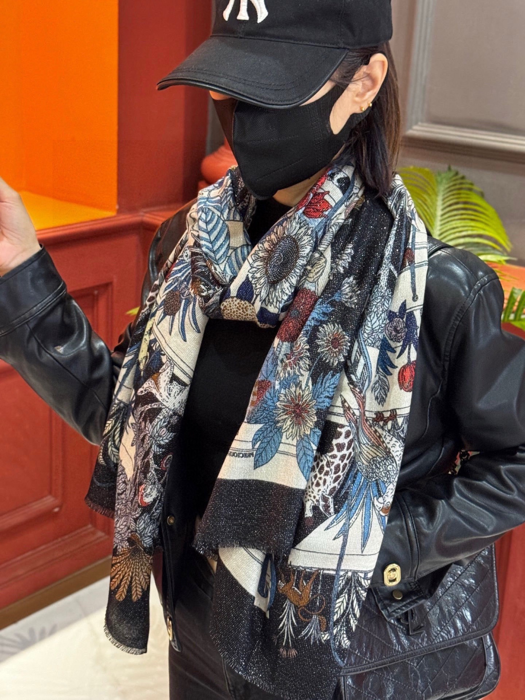 会发光发亮的围巾 羊绒新款🆕👏买了都说好看‼️推荐💕爱马仕双面同色羊绒方巾，【奇珍乐园】顶级工艺超值‼️