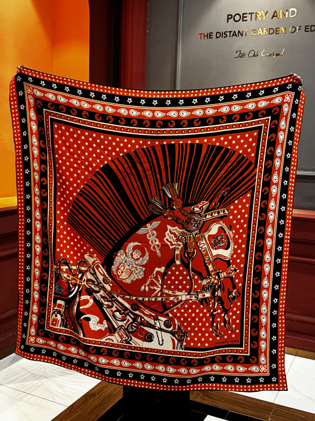 💟羊绒新款🆕👏👏买了都说好看‼️推荐💕爱马仕双面同色羊绒方巾【朋克骏马双面同色140】，顶级工艺超值‼️