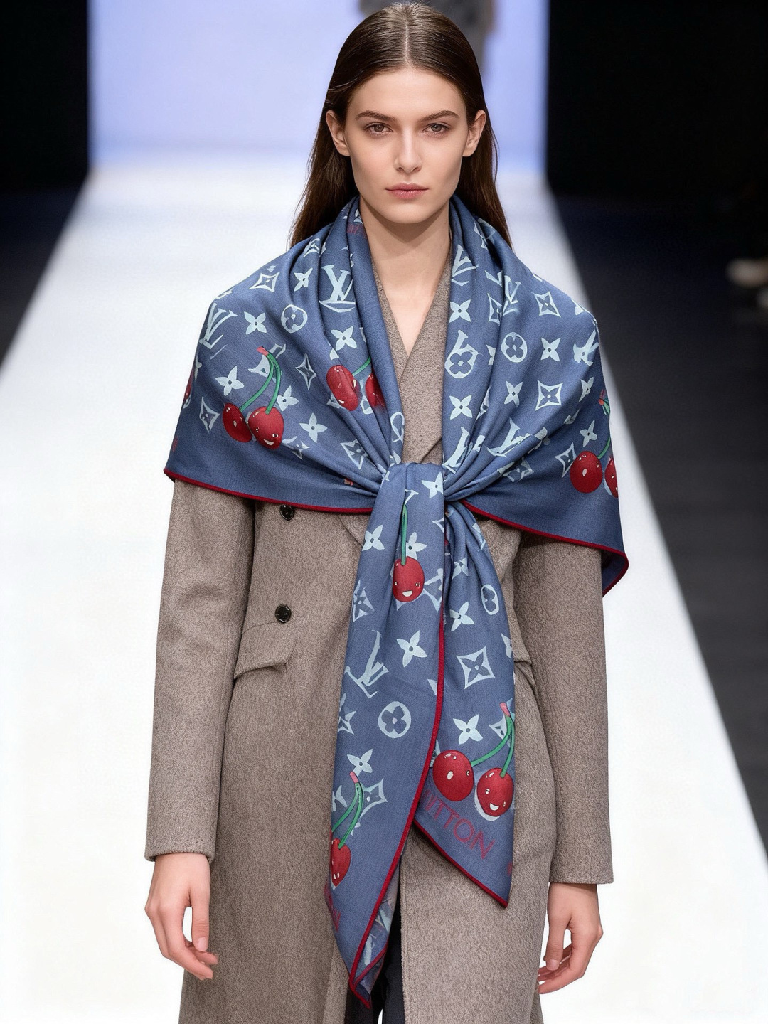 LV X TM MONOGRAMCERISE 140丝绒方巾【140双面丝绒同色】LV × TM Mon