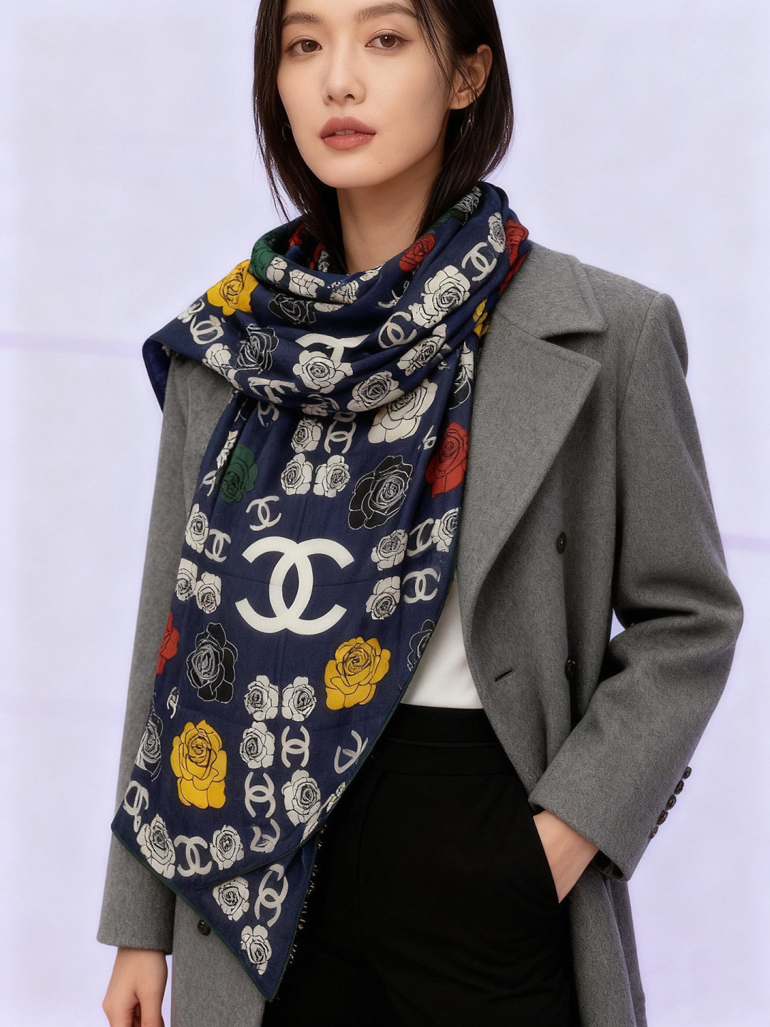 香奈儿上新❤️【Chanel】 经典茶花优雅Coco风，Chanel最新丝绒大方巾~气质到骨子里，香奶奶