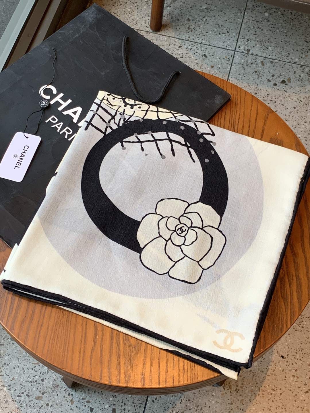 📦新款💖💖🏻🏻【山茶花印花140】140丝绒双面同色印花方巾‼️抢‼️VIP推荐 ‼️下手一定要快【高端