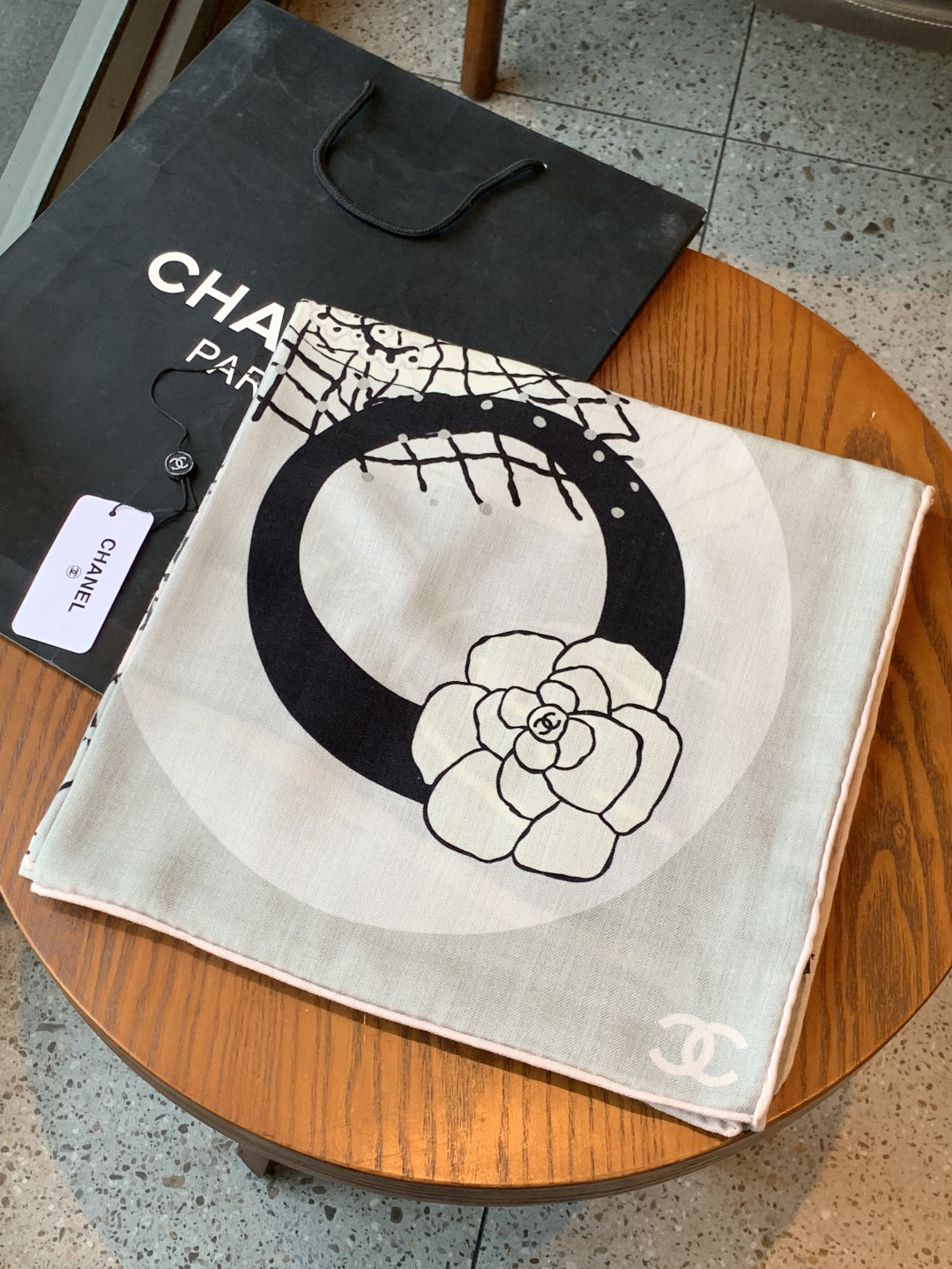 📦新款💖💖🏻🏻【山茶花印花140】140丝绒双面同色印花方巾‼️抢‼️VIP推荐 ‼️下手一定要快【高端