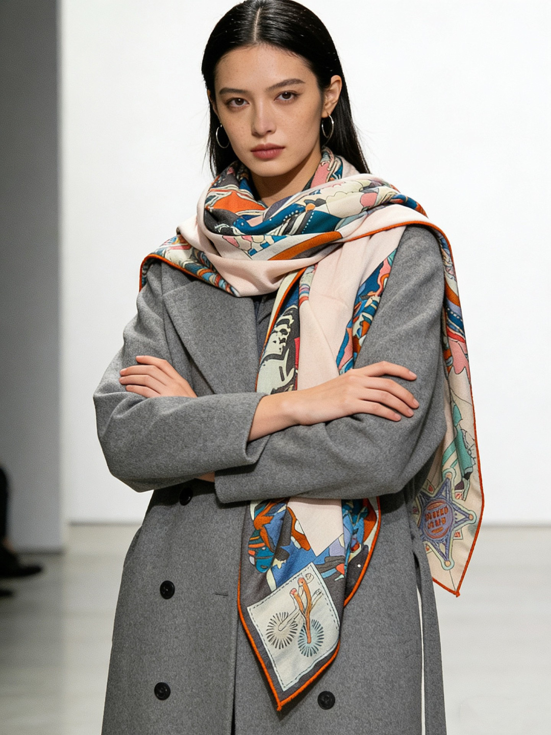 羊绒新款🆕👏👏买了都说好看‼️推荐💕爱马仕双面同色羊绒方巾【双面同色140】，顶级工艺超值‼️爱马仕专柜