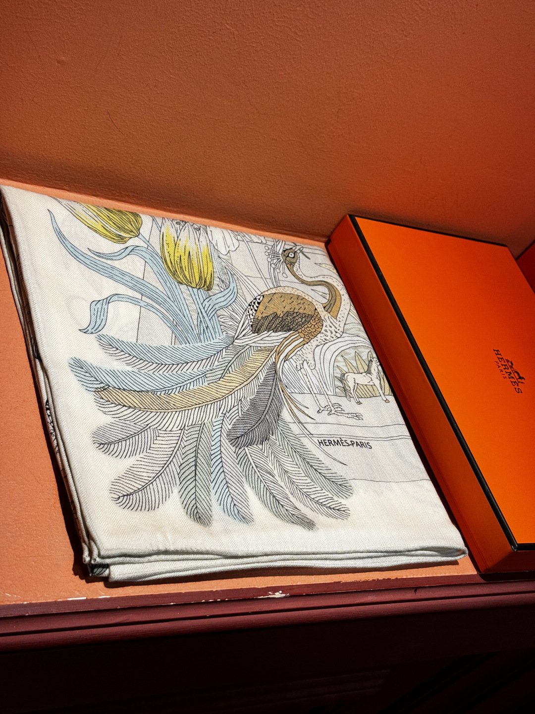 羊绒新款🆕👏买了都说好看‼️推荐💕爱马仕双面同色羊绒方巾，【奇珍乐园双面同色140】顶级工艺超值‼️爱马