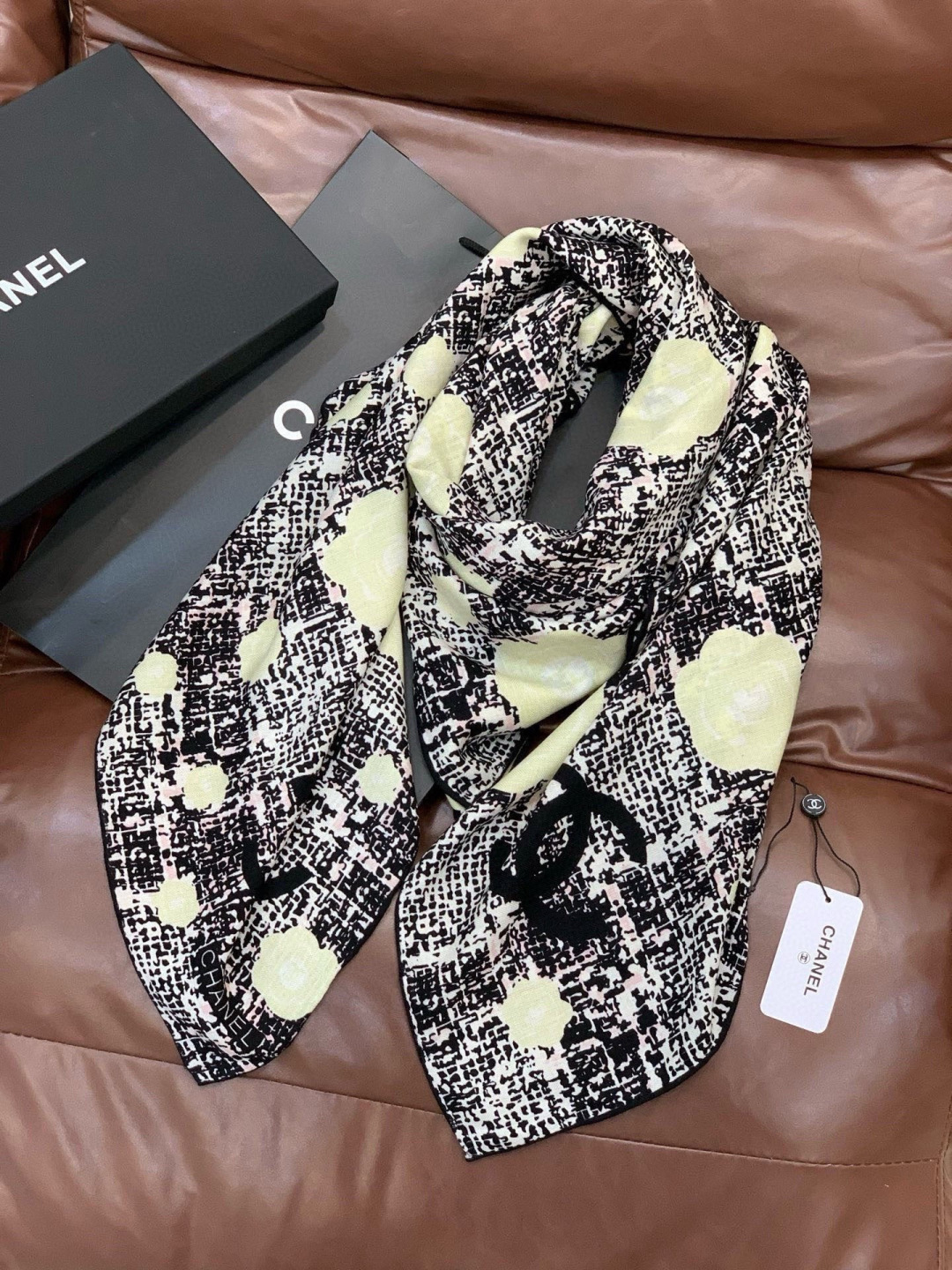 Chanel-Schal Chanel Neu eingetroffen — photo 5
