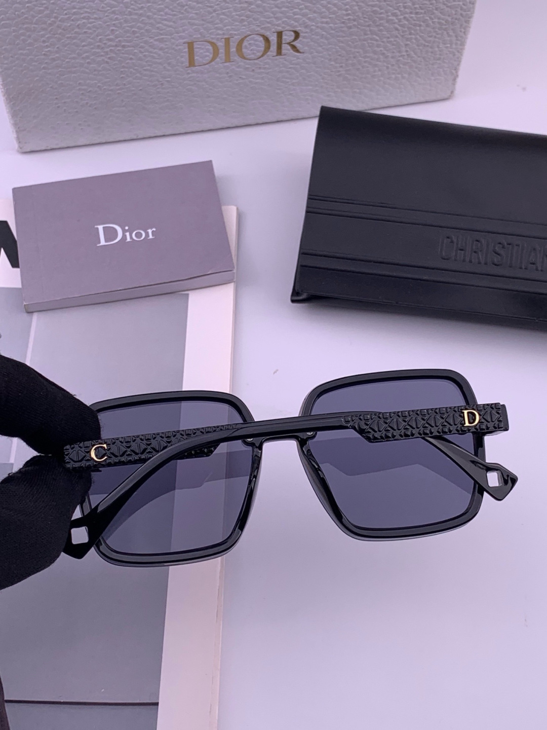 【DIOR】迪奥太阳镜 时尚造型 开车驾驶镜时尚墨镜🌸世界顶级奢华品牌，品质保证！😍😍经典款, 明星热爱