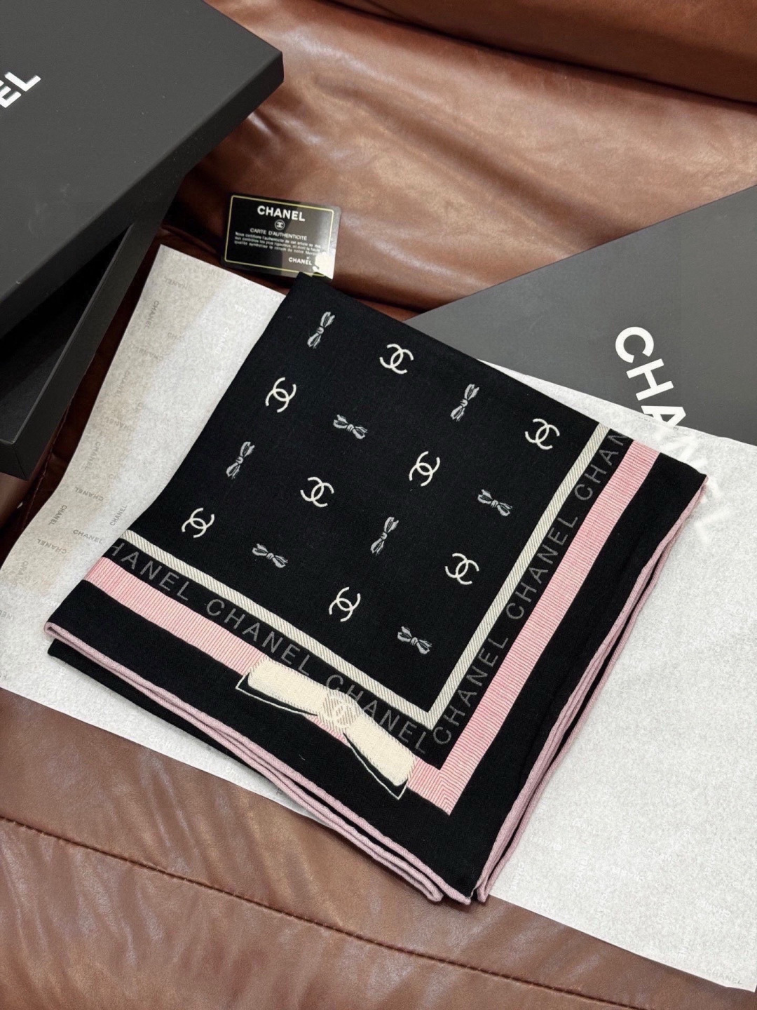 🌸·春日碎花 Chanel 140丝绒双面披肩新款碎花花披肩超级有氛围感135*135cm的大尺寸配色太