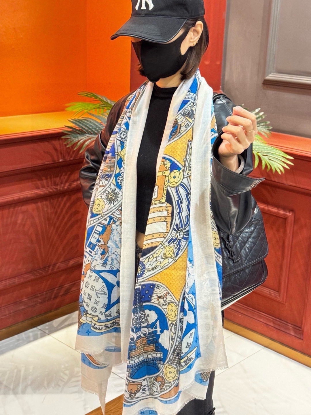 又时髦又百搭！LV新款老花长巾】提升气质和品味的好单品！！四季必备！！真的无敌实用！！Lv难得的羊绒长巾