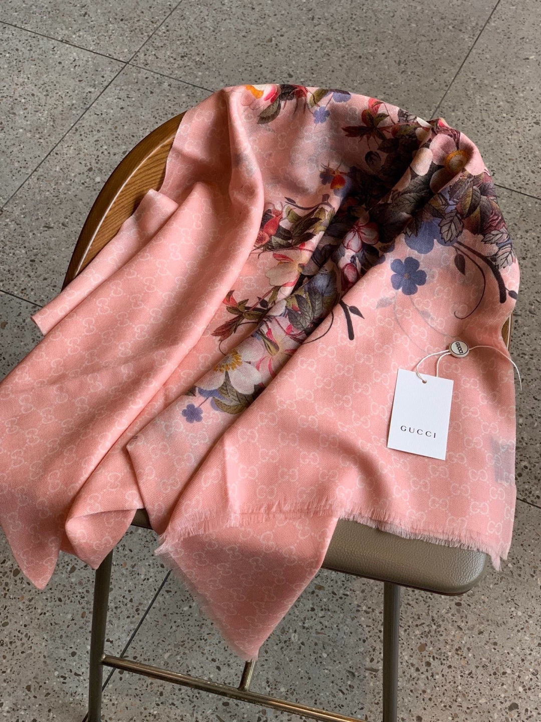 💟秀外慧中，美到过分❗️上身效果疯狂的喜欢❗️Gucci New~300支高端戒指绒！真心美爆了的设计，