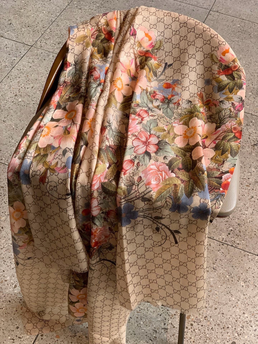 💟秀外慧中，美到过分❗️上身效果疯狂的喜欢❗️Gucci New~300支高端戒指绒！真心美爆了的设计，
