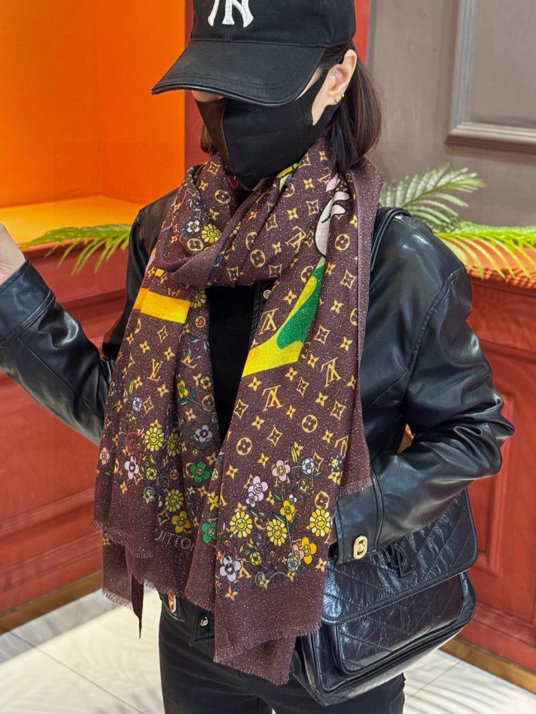 会发光发亮的围巾25年新品🌈上新 专柜同步材质 LV x TM Monogram SuPerflat F