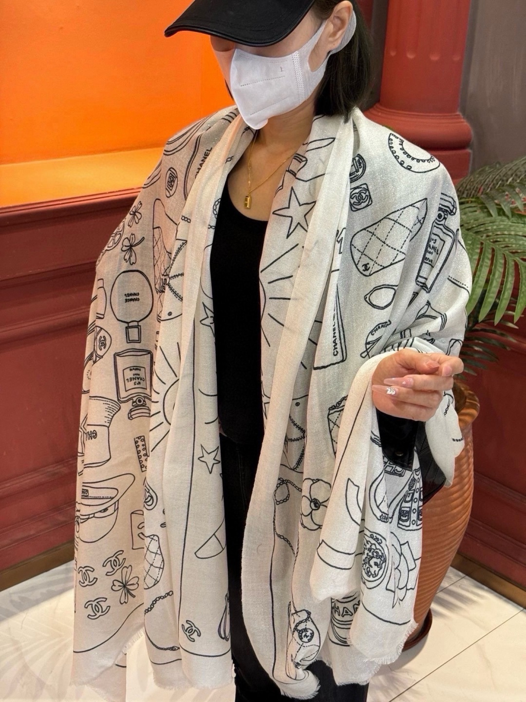 新款💖💖💃🏻💃🏻小香【会发光发亮的小香鞋包羊绒长巾】‼️抢‼️VIP推荐 ‼️👍下手一定要快【高端 大爱